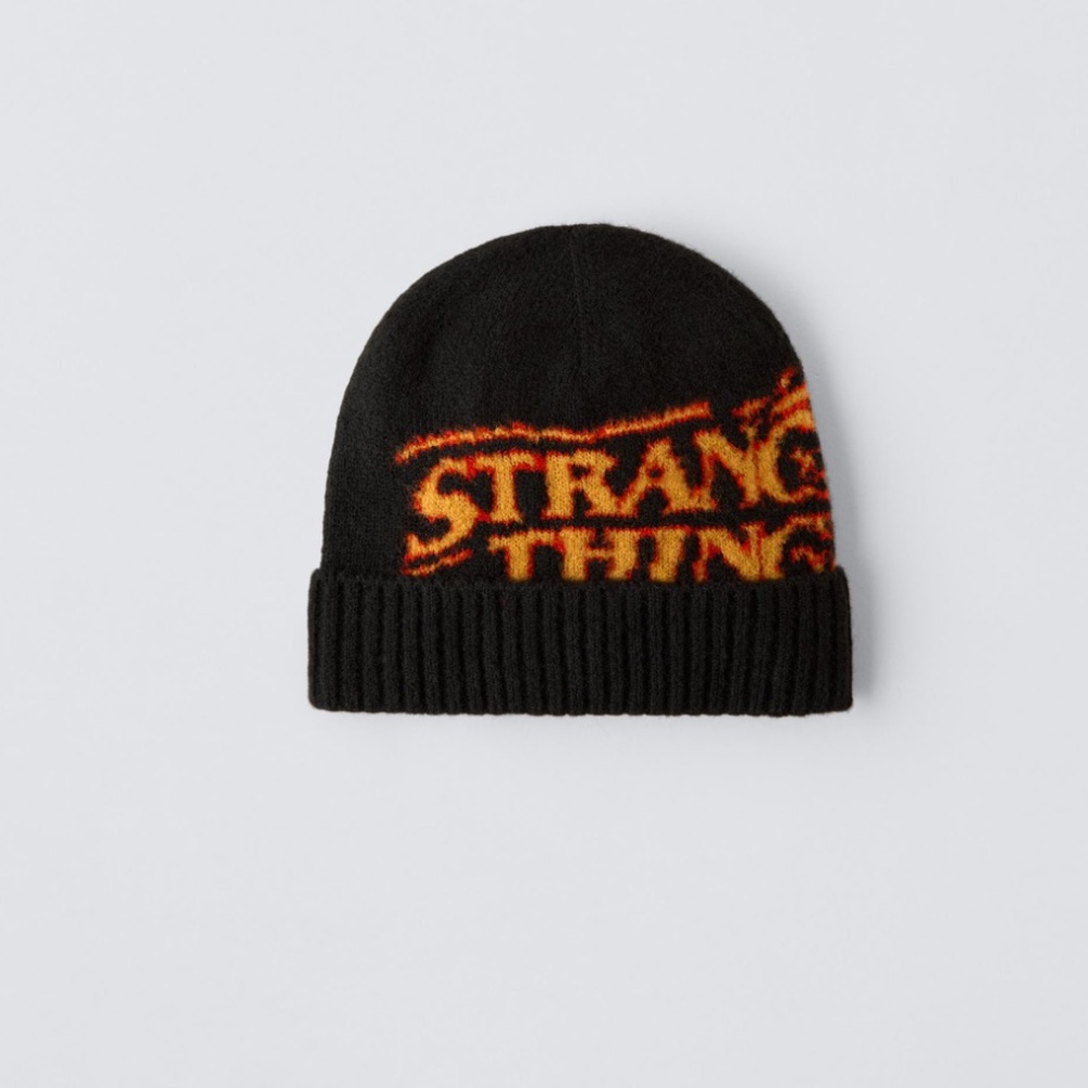 STRANGER THINGS Netflix Zara winter hat